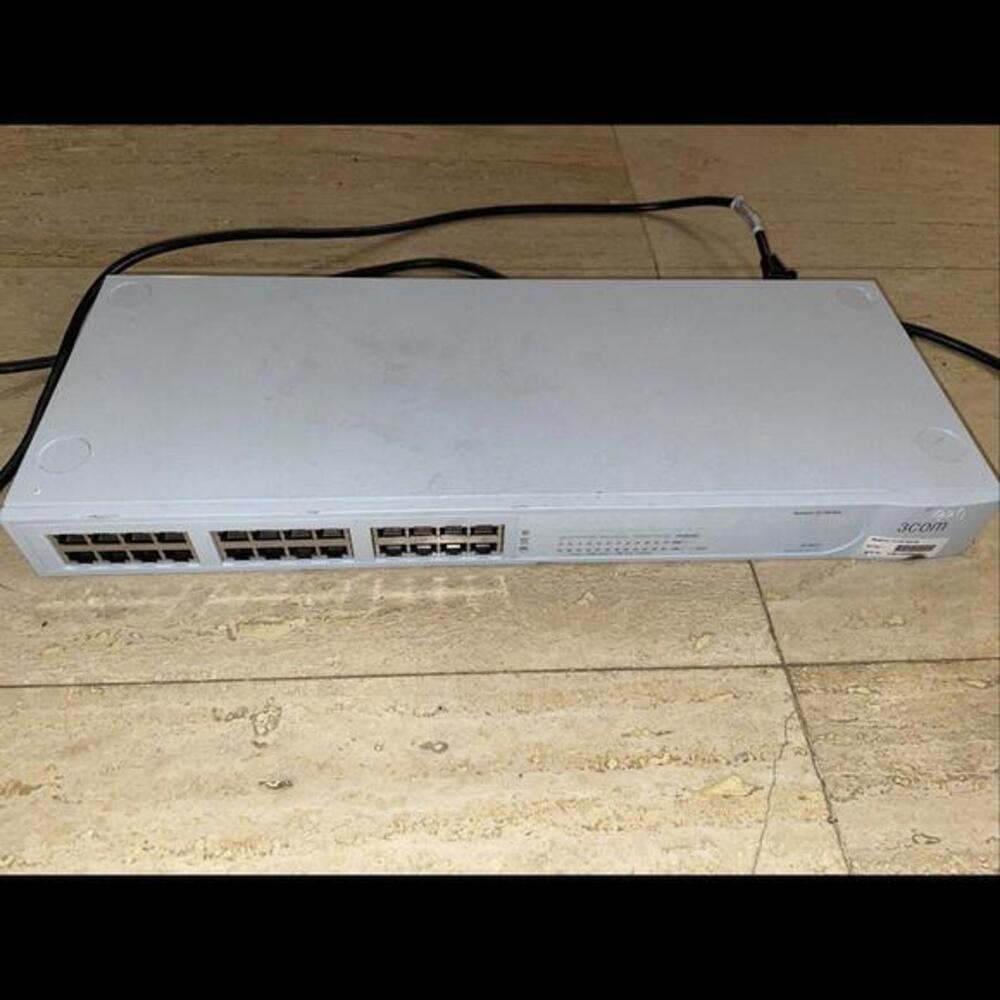 3Com 3C16411 SuperStack 3 Baseline 10/100 Hub Dual Speed Hub 24-Port